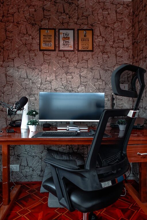 Tips for Creating a Cosy and Functional Home Office Space